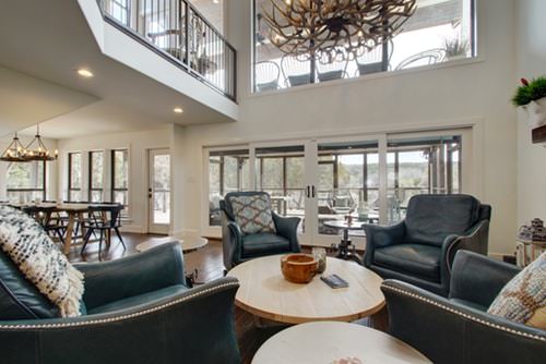 A light-filled gathering room at Luna Rio with soft seating for the day retreat.